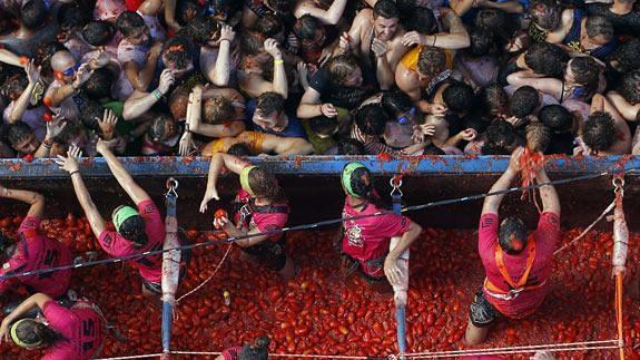 Tomatina 2015: Buñol se tiñe de rojo