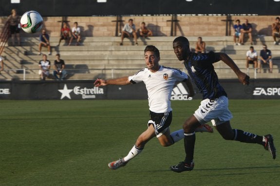 Shaq Moore, en el partido de la anterior jornada ante el Mestalla.  :: manuel molines