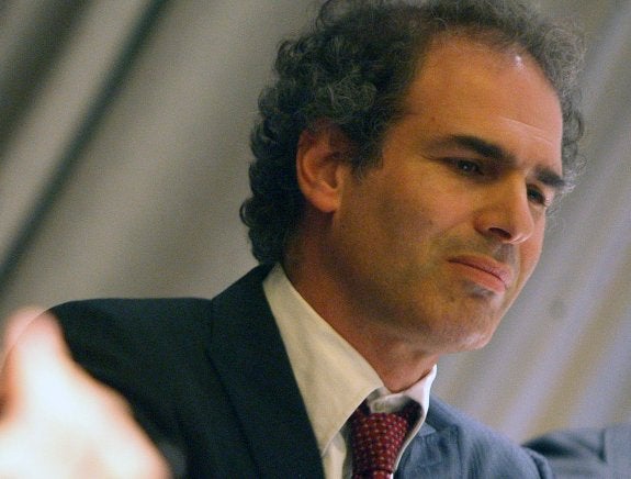 Yaron Traub, ayer en la rueda de prensa en el Palau de la Música :: juanjo monzó