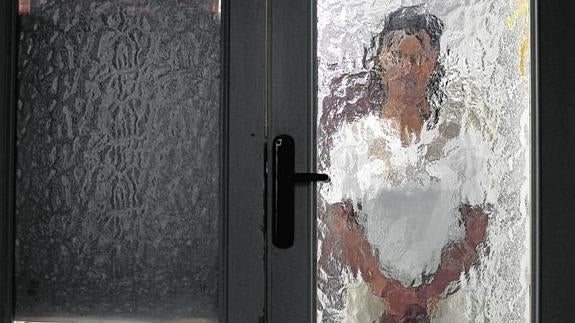 que sin desvelar su intimidad, atendió a este periódico en un edificio del centro de Valencia.