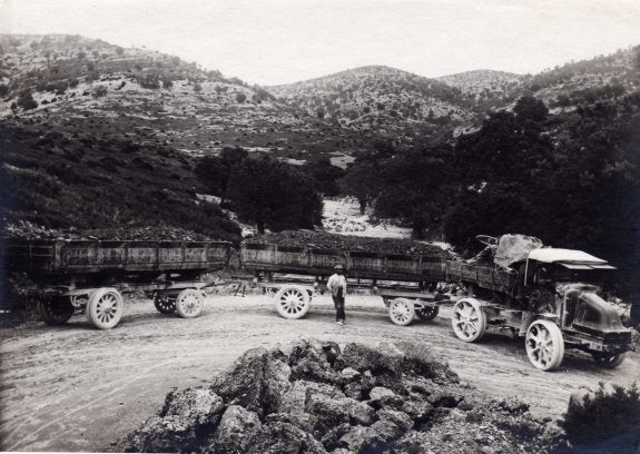 El tren Renard transportaba el carbón.:: Archivo fotográfico Pascual de Museos de Morella