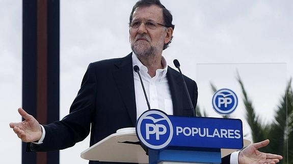 El presidente del Gobierno, Mariano Rajoy, durante su intervención En un acto del PP en la localidad alicantina de Finestrat.