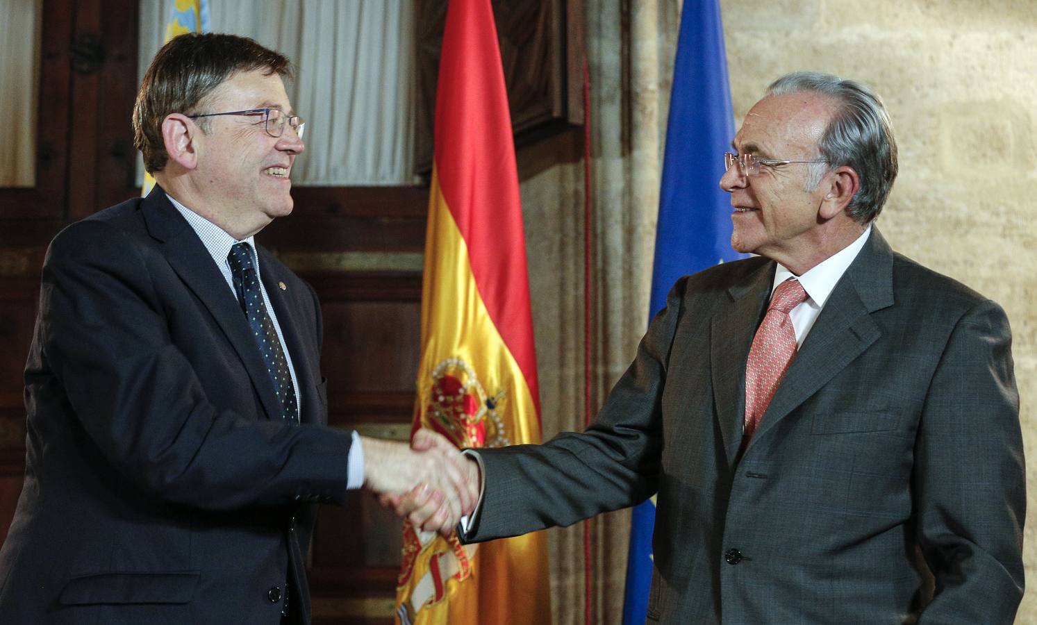 El president de la Generalitat, Ximo Puig, e Isidro Fainé, presidente de la Fundación Bancaria 'la Caixa'.