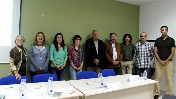 Los alumnos del Centro Asociado de la UNED de Dénia presentan sus trabajos finales de Máster y Grado
