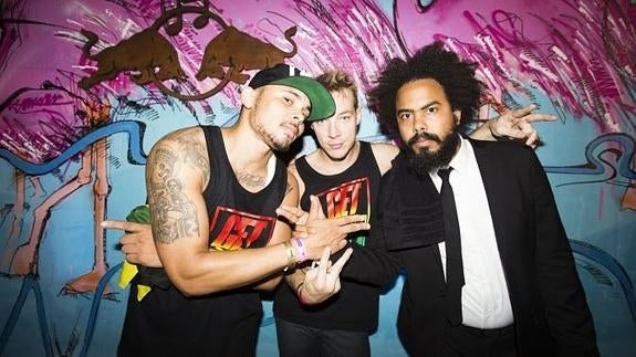 Major Lazer.