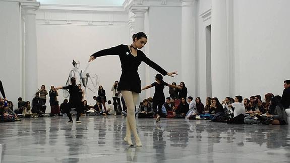 El Centro del Carmen une dibujo, música y danza en 'The Big Draw'