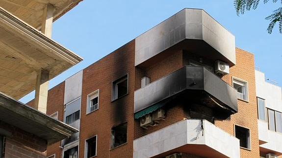 Estado de la vivienda tras el incendio.