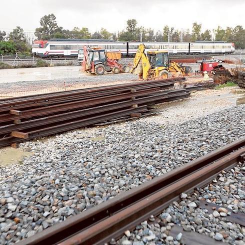 Fomento deja de invertir una cuarta parte del presupuesto del corredor para este año