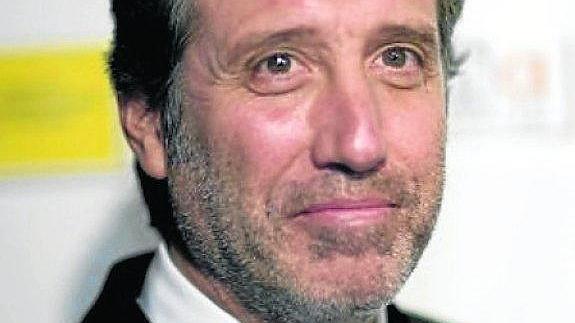 'Pulsaciones', la nueva serie de Emilio Aragón