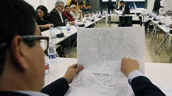 El Consejo Local del Comercio de Valencia, durante la reunión.