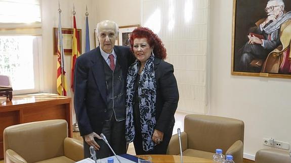 Consuelo Císcar, junto a Santiago Grisolia, en el Pleno Consell Valencià de Cultura