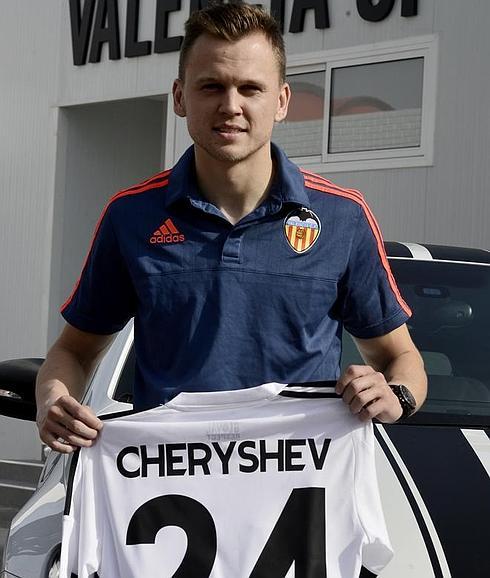 Cheryshev, con su nueva camiseta con el 24.