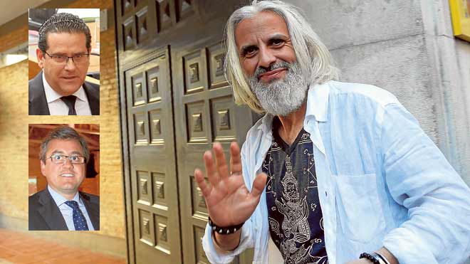 Benavent, ayer. A la izquierda, Bellver (arriba) y Grau (abajo).