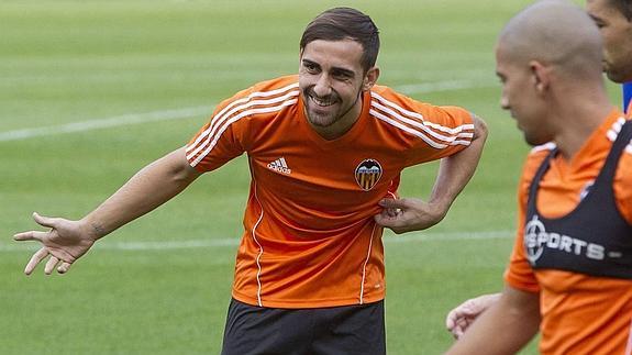 Alcácer, durante un entrenamiento.