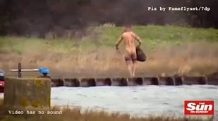 Tom Hardy al desnudo