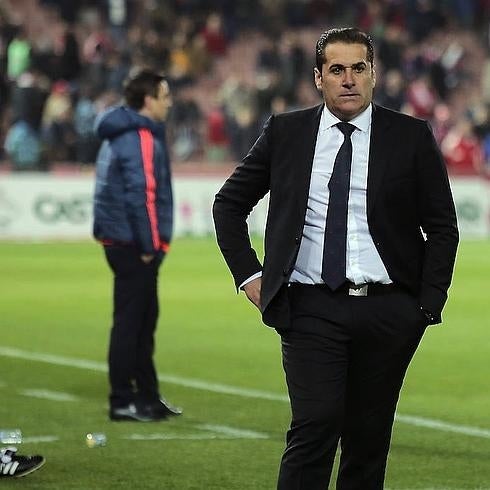 José Ramón Sandoval durante el Granada-Valencia.