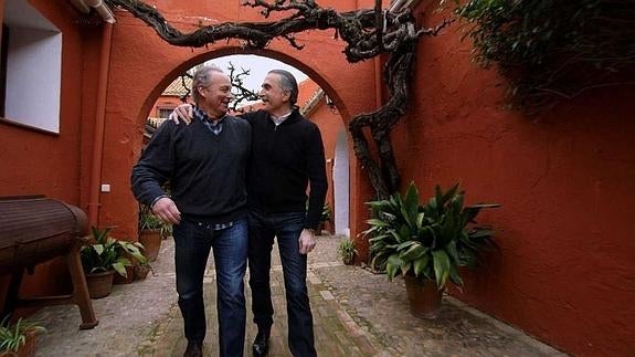 Bertín y Juan y Medio recuerdan la etapa en la que vivieron juntos en casa del cantante