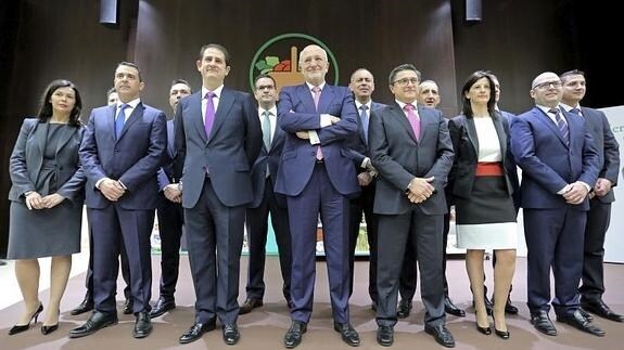 Juan Roig, presidente de Mercadona, con todo su equipo directivo. 