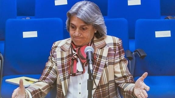 La exvicesecretaria de Presidencia de la Generalitat Valenciana, Ana María Brusola, durante su declaración hoy como testigo en el juicio del caso Nóos. 