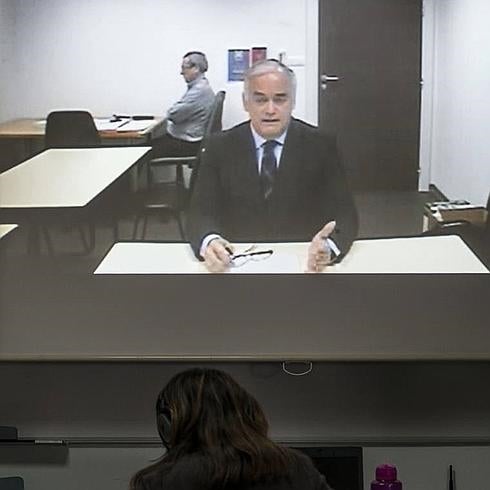 exconseller de Presidencia valenciano, Esteban González Pons, durante su declaración hoy por videoconferencia como testigo en el juicio del caso Nóos. 