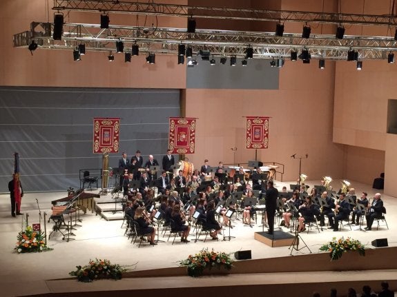  La Societat Artístico Musical de Castellnovo participando en el Certamen de Castellón.