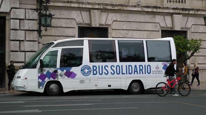 Valencia presenta el nuevo Bus Solidari