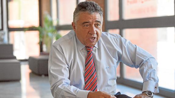José Luis Monzón.