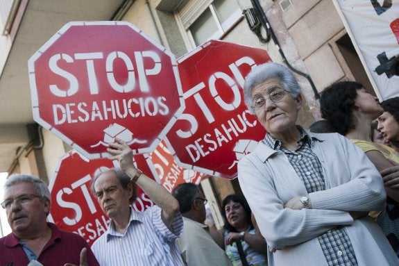 Una concentración antidesahucios, en una imagen de archivo. 