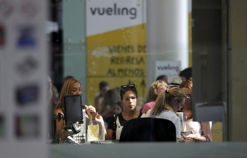 Los aeropuertos de Valencia y Alicante se verán afectados este martes por las cancelaciones de Vueling