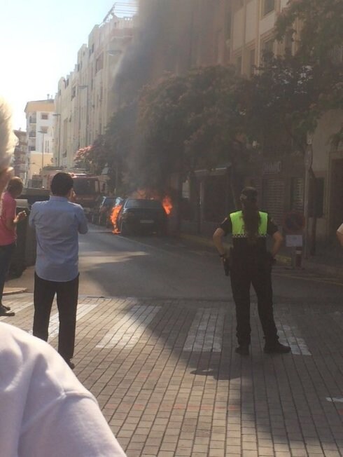 ESPECTACULAR INCENDIO EN DÉNIA