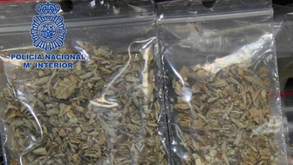 La Policía Nacional detiene a un hombre por traficar con droga sintética en Alboraya
