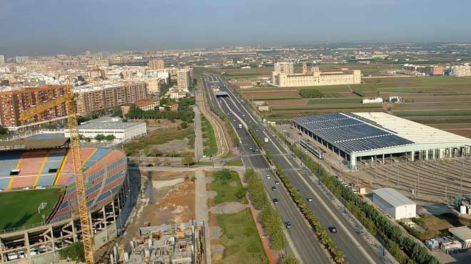 El Ayuntamiento establece 150 nuevas plazas de aparcamiento junto al Ciutat de València los días de partido