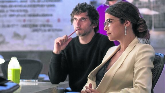 Juana Acosta y Paco León, en un fotograma de '7 años', 'thriller' dirigido por el cineasta Roger Gual. :: r. c.