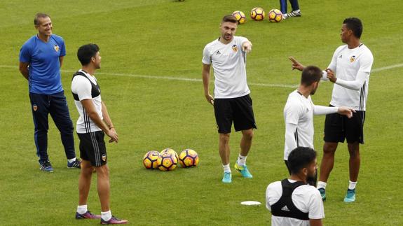 Entrenamiento del Valencia, del viernes 4 de noviembre.