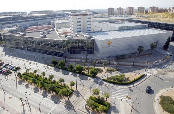 Vista aérea de parte del conjunto de edificios que forman el recinto de Feria Valencia. :: Irene Marsilla