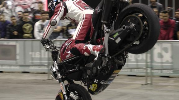 Exhibiciones de motos y bicis en Feria Valencia