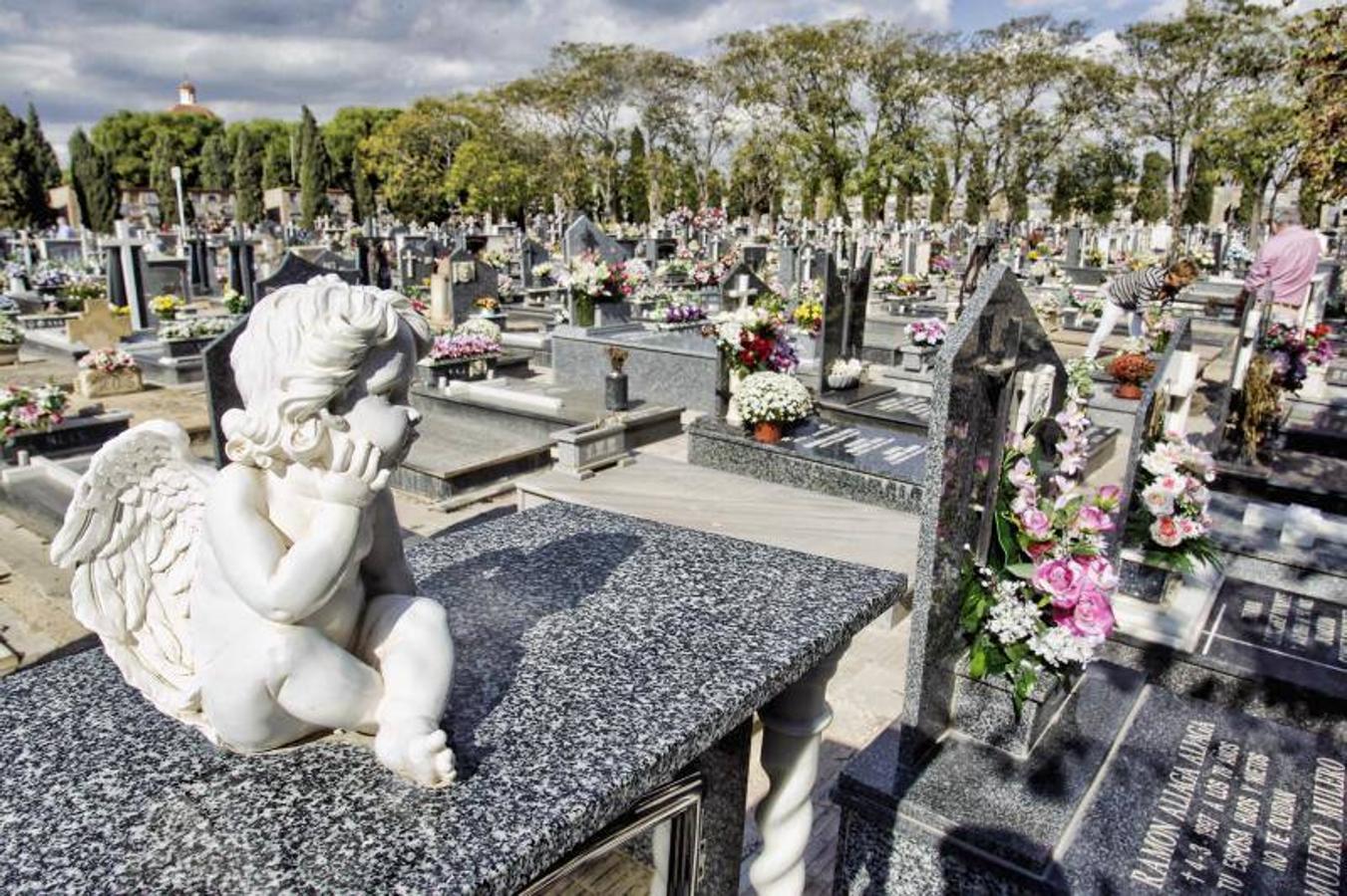 ¿Quieres ser enterrador en Almassora por 1.673 euros?