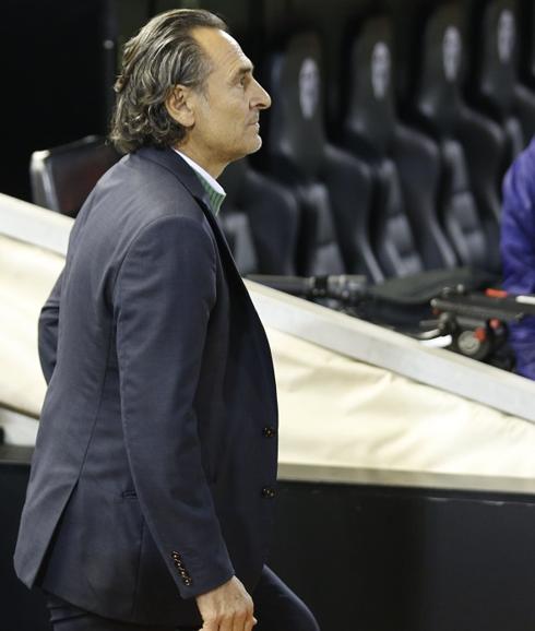 Valencia CF | Prandelli: «Fue un error pensar en el resultado y no en jugar a fútbol»