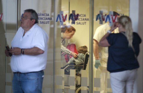 Unidad de Urgencias de un hospital de Valencia. :: Juanjo Monzó