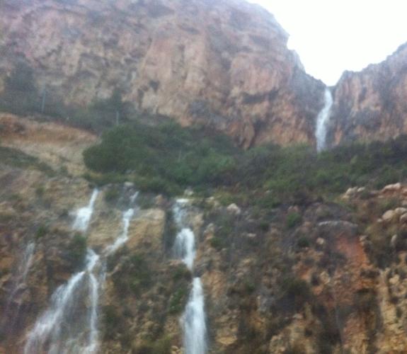 Así estaba hoy la cala del Moraig. 