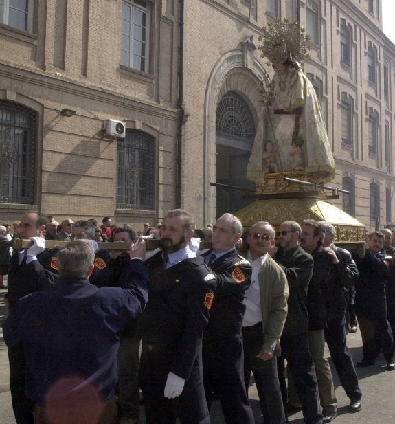 Procesión de la Mare de Déu en la Tabacalera, en una imagen de archivo. :: javier peiró