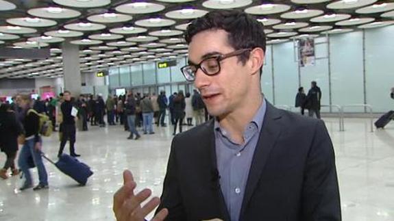 Nadie recibe a Javier Fernández en Barajas