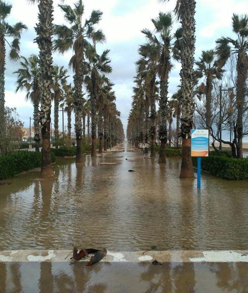 El turismo, pendiente de las playas valencianas