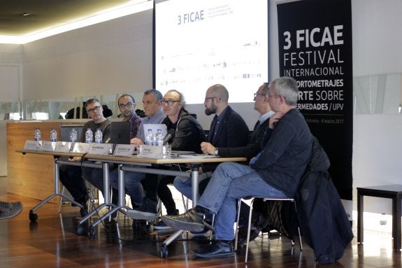 Los organizadores de FICAE presentaron ayer el certamen. :: i. marsilla