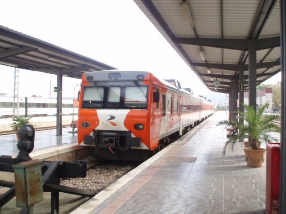 El tren Alcoi-Ontinyent -Xàtiva está teniendo numerosos problemas en los últimos meses. :: lp