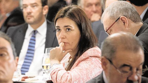 La consellera Carmen Montón intentó reunirse cuatro veces sin éxito con la ministra de Sanidad