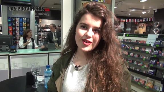 Sara Serena presenta en Valencia su primer disco