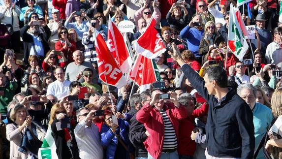 Pedro Sánchez estará en Burjassot el día que Susana Díaz presente su candidatura a liderar el PSOE