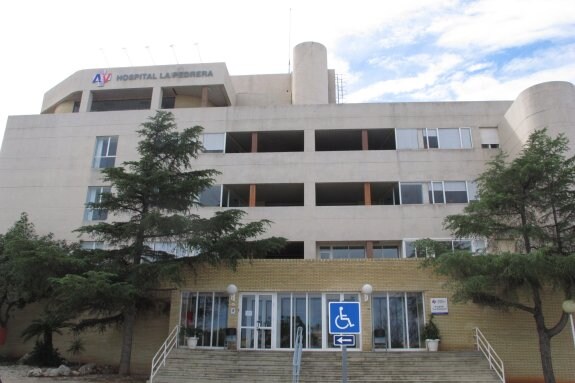 El hospital de crónicos de La Pedrera, donde el conflicto por los turnos debe resolverse en un plazo de un par de meses. :: Tino Calvo