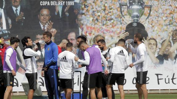 Valencia CF | Los jugadores no volverán al trabajo hasta el martes